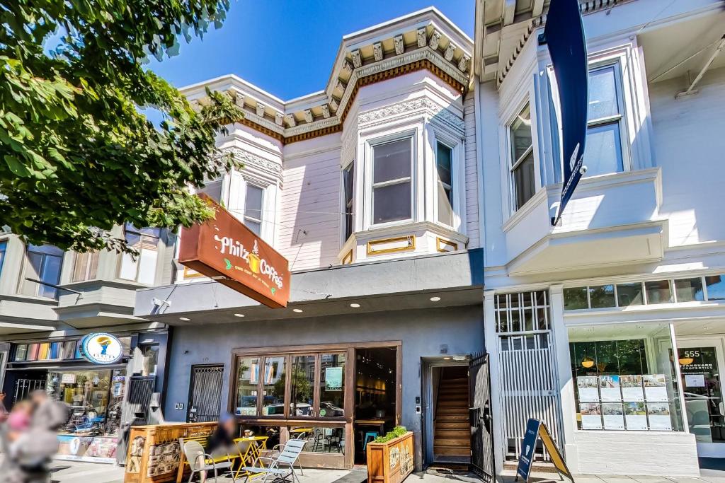 4br2ba Remodeled Home In The Heart Of The Castro!