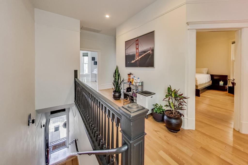 4br2ba Remodeled Home In The Heart Of The Castro!