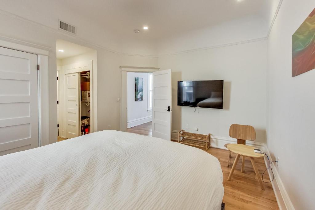 4br2ba Remodeled Home In The Heart Of The Castro!