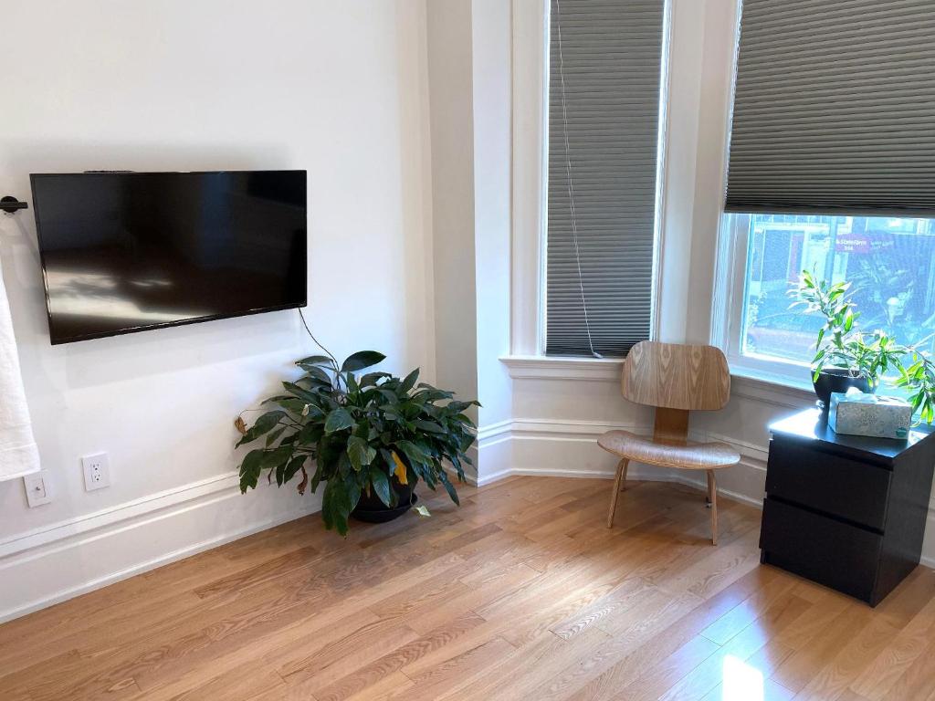 4br2ba Remodeled Home In The Heart Of The Castro!